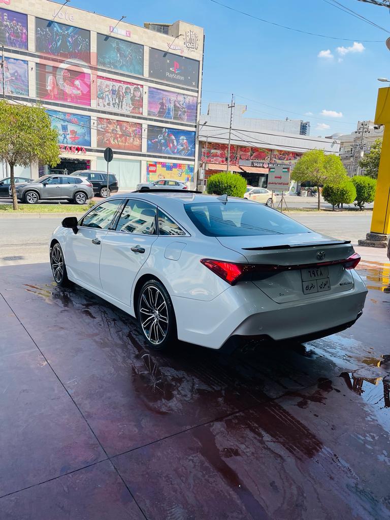 Toyota Avalon